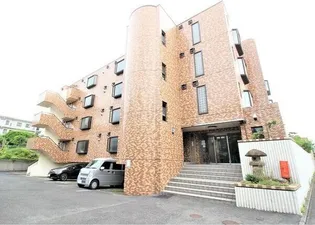 雅マンション竜城ケ丘【2階】の外観