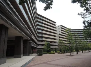 ヨコハマオールパークス一街区【1階】の外観