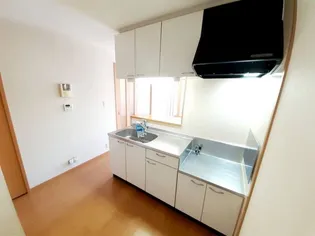 ユニメゾン葛原B【2階】のキッチン