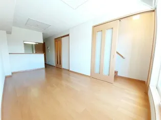 ユニメゾン葛原B【2階】の居間