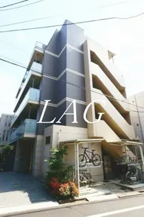 東京都新宿区西落合2【マンション】の外観