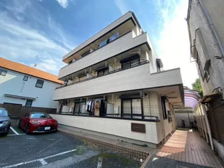 ベルトゥリーハイツ【1階】の外観