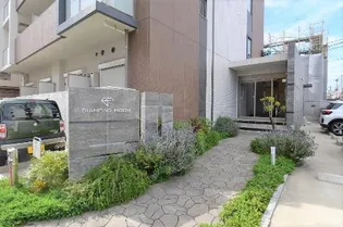 DIAMOND MOON(ダイアモンド ムーン)【11階】の外観
