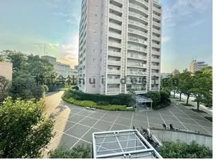 東京都文京区本駒込2【マンション】の外観