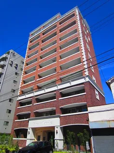 東京都荒川区東日暮里2【マンション】の外観