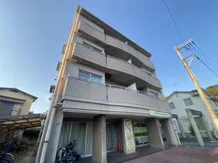 ベルメゾン田方【3階】の外観