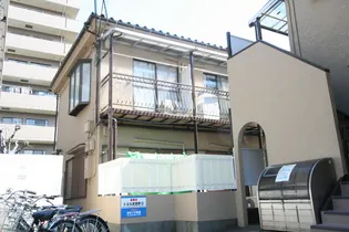 東京都小金井市本町2【アパート】の外観