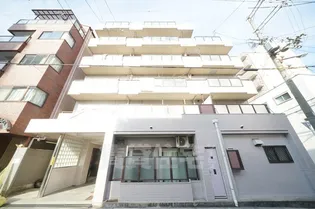 グリーンコート一番館【1階】の外観