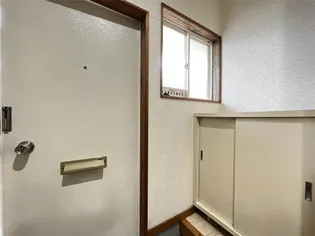 コーポラフィーネ【2階】の玄関