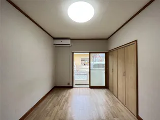 コーポラフィーネ【2階】の居間