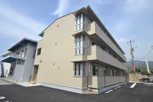 ラクト鶴江の画像