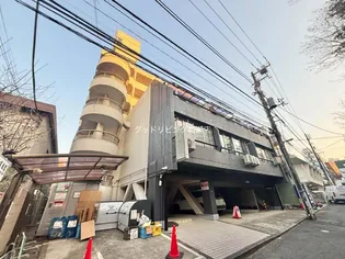 東京都新宿区百人町2【一戸建】の外観