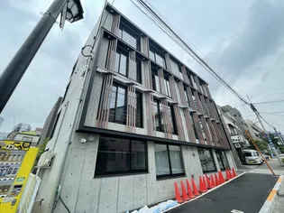 est Largo SHIBUYA【3階】の外観