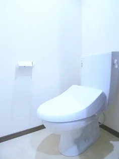 ヒルバレー新八柱【1階】の内装