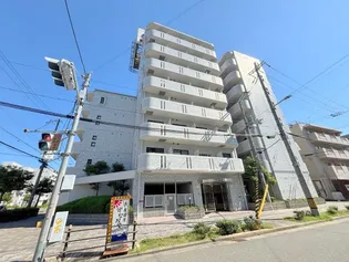 リーガル新大阪【8階】の外観