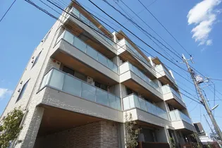 CRECER【2階】の外観