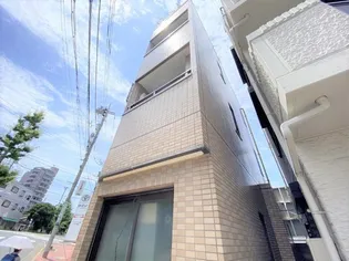 ぷちわたなべ【2階】の外観