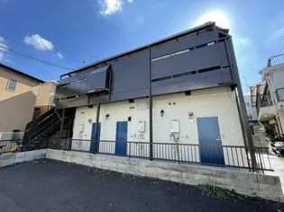 ロータスコーポ三軒茶屋【1階】の外観