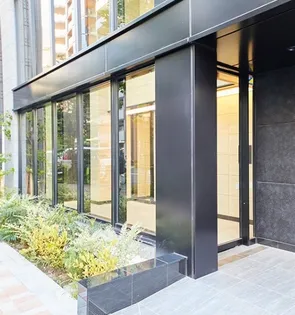 東京都中央区八丁堀3【マンション】の外観