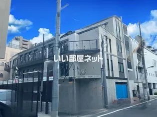 アルカンシエル新宿大京町【4階】の外観