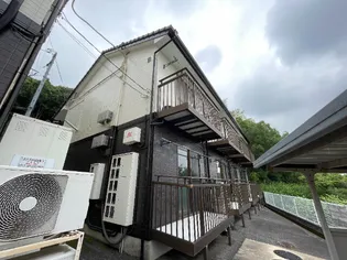 ロイヤルハイネス三田 B【1階】の外観