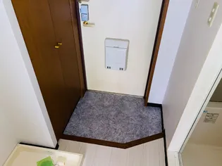 COMFYフルカワ【2階】の玄関