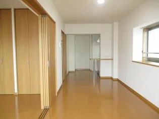 エスペランサIIの居間