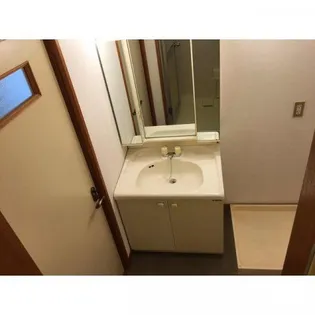 ステーションサイドビル【2階】の内装