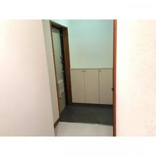 ステーションサイドビル【2階】の玄関