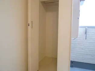 クレマチス【2階】の内装