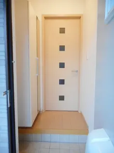 カーサ・フォー オール A【1階】の玄関