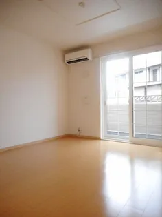 カーサ・フォー オール A【1階】の居間