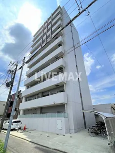 カルマート【2階】の外観