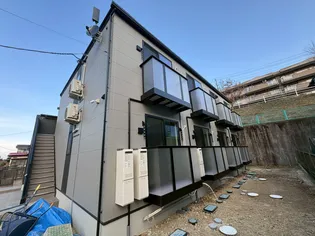 ルミナ旭ヶ丘【2階】の外観