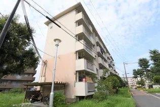 UR総持寺【5階】の外観