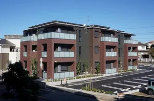 ポルト・ボヌール【2階】の外観