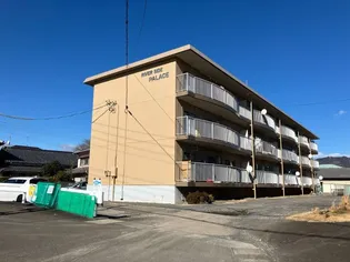 リバーサイドパレス【1階】の外観