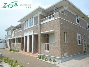 ボン マルシェ キャトル【2階】の外観