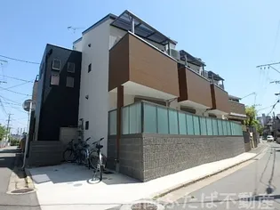 ジュセンドーム前【2階】の外観