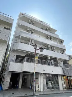 スカイコート渋谷【4階】の外観