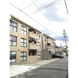 スーリヤ庄内通【3階】の外観