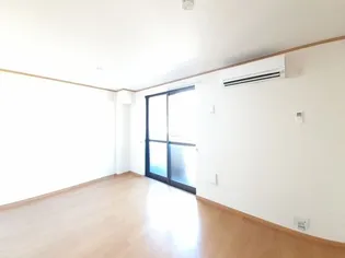 スマイリー【1階】の居間