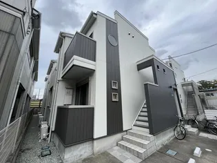 クレフラスト幸町D【1階】の外観