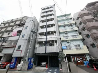 U-ro新大阪【2階】の外観