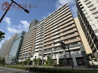 ロイヤルパークスなんば【4階】の外観