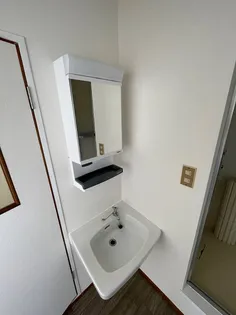 山内アパート【2階】の内装