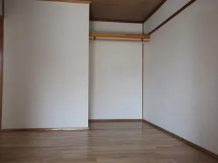 第二OMハイツ【2階】の居間