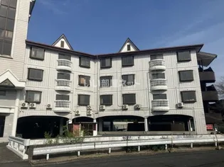 ロイヤル高田【2階】の外観