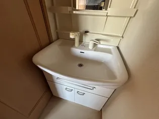 エアリー ミニヨンC【1階】の内装