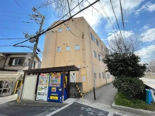 カーサ リビヴェーレ【2階】の外観